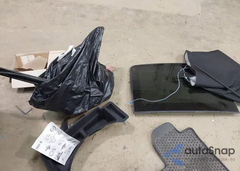 2019 Jeep Cherokee Trailhawk 4X4 z USA, uszkodzony, nr VIN 1C4PJMBX3KD341787